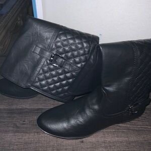 White Mountain Boots size 8 1/2 M